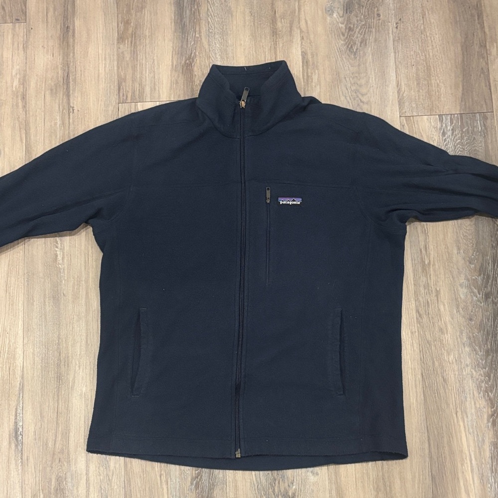Patagonia Men's Dark Blue Performance Fleece